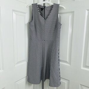 Talbots Women's Black‎ White Stripe V-Neck Sleeveless A Line Dress, L